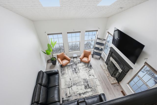 339 Aylesbury Drive S, Westerville, OH 43082