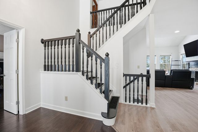 339 Aylesbury Drive S, Westerville, OH 43082