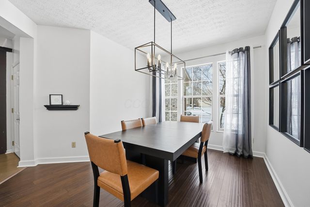 339 Aylesbury Drive S, Westerville, OH 43082