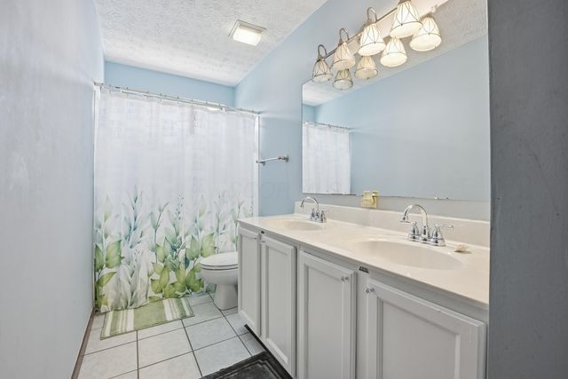 339 Aylesbury Drive S, Westerville, OH 43082