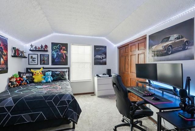 339 Aylesbury Drive S, Westerville, OH 43082