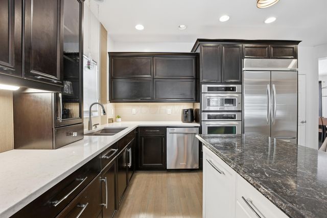 339 Aylesbury Drive S, Westerville, OH 43082