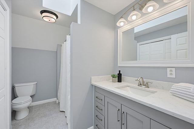 36 Stewart St, West Newbury, MA 01985