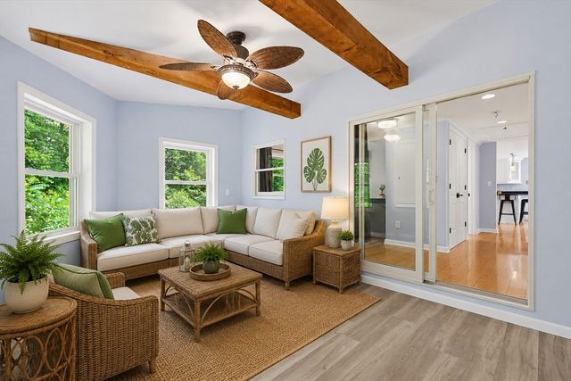 36 Stewart St, West Newbury, MA 01985