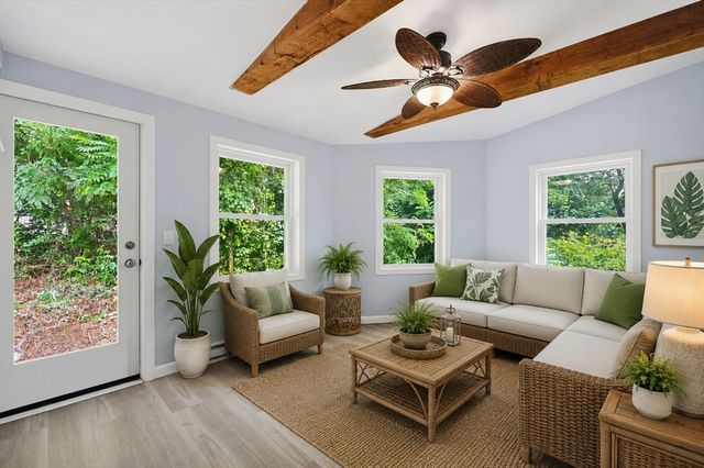 36 Stewart St, West Newbury, MA 01985