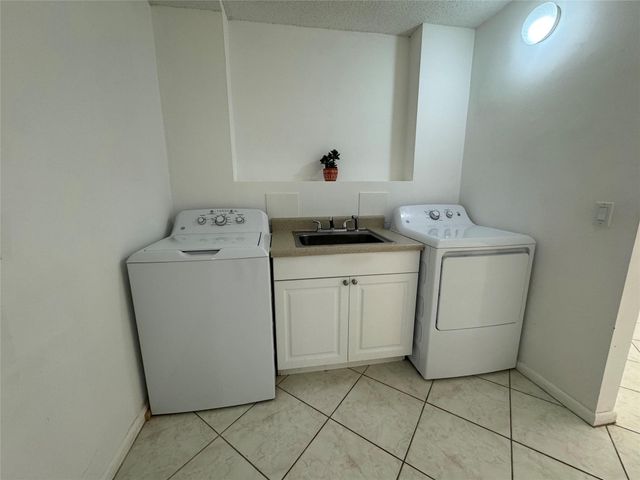 6121 Balboa Circle 306, Boca Raton, FL 33433