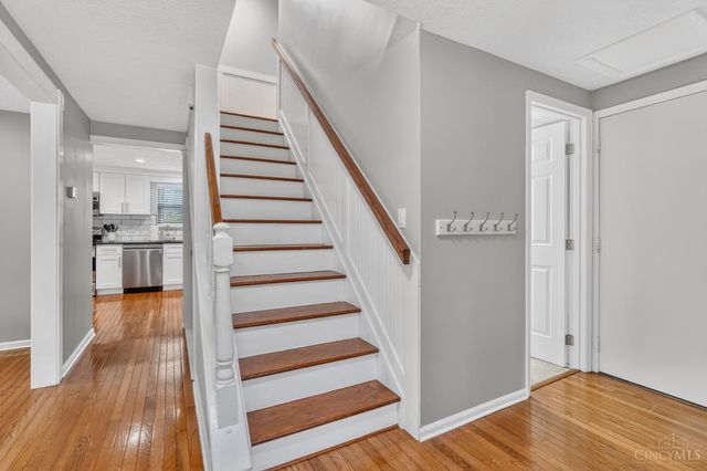 831 Massachusetts Drive, Union Twp, OH 45245