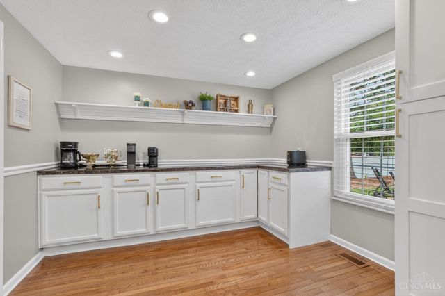 831 Massachusetts Drive, Union Twp, OH 45245