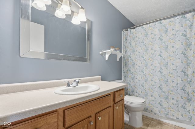 203 Kerr Drive, Lapel, IN 46051