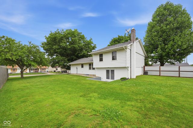 203 Kerr Drive, Lapel, IN 46051