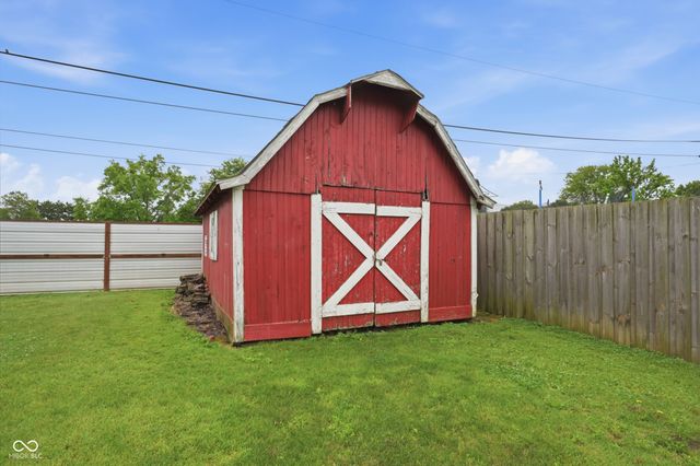 203 Kerr Drive, Lapel, IN 46051