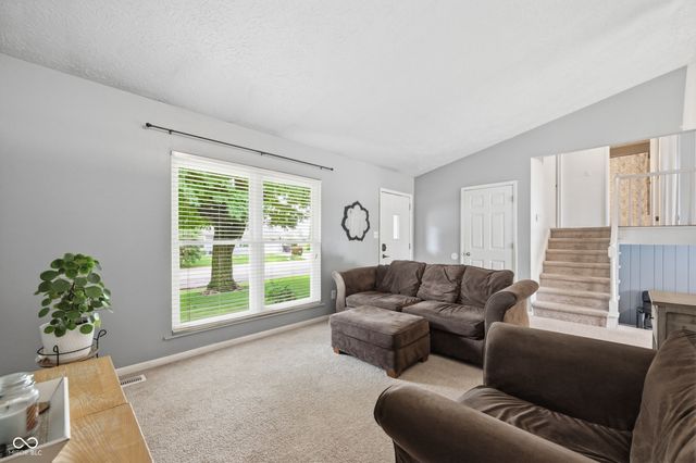 203 Kerr Drive, Lapel, IN 46051