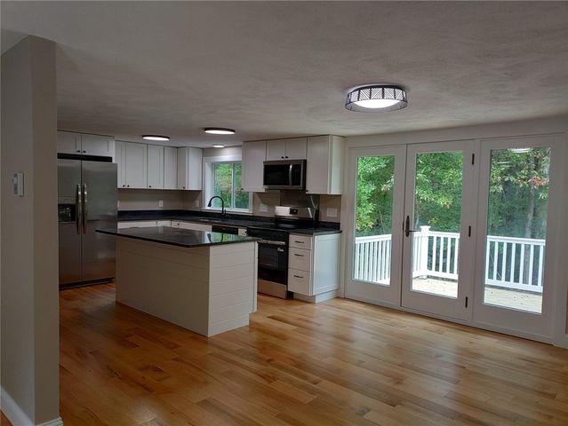 3 wetherbee Road, Foster, RI 02825