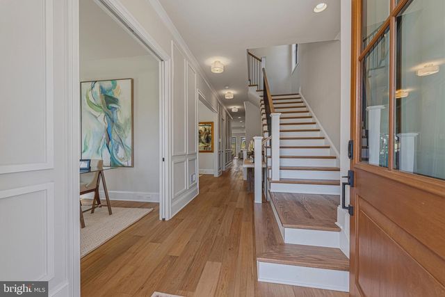 724 N CLEVELAND ST, Arlington, VA 22201