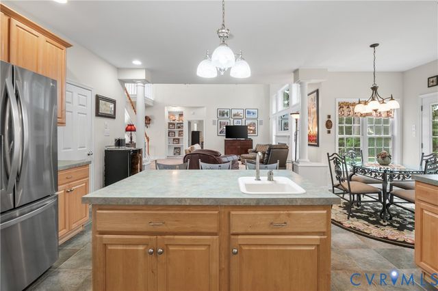 4901 Claybon Ln, Chester, VA 23831