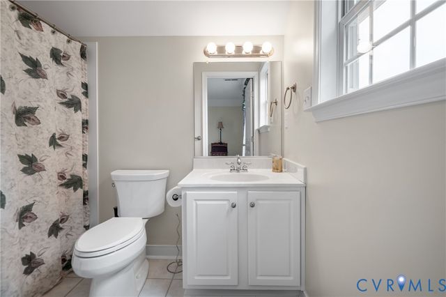 4901 Claybon Ln, Chester, VA 23831