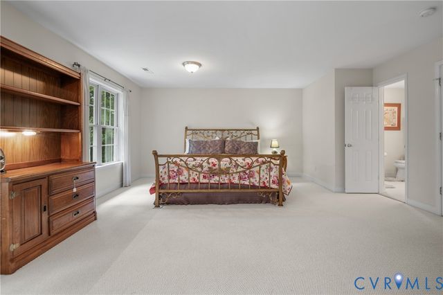 4901 Claybon Ln, Chester, VA 23831