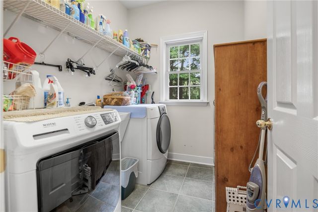 4901 Claybon Ln, Chester, VA 23831