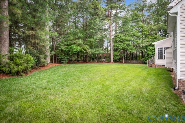 4901 Claybon Ln, Chester, VA 23831