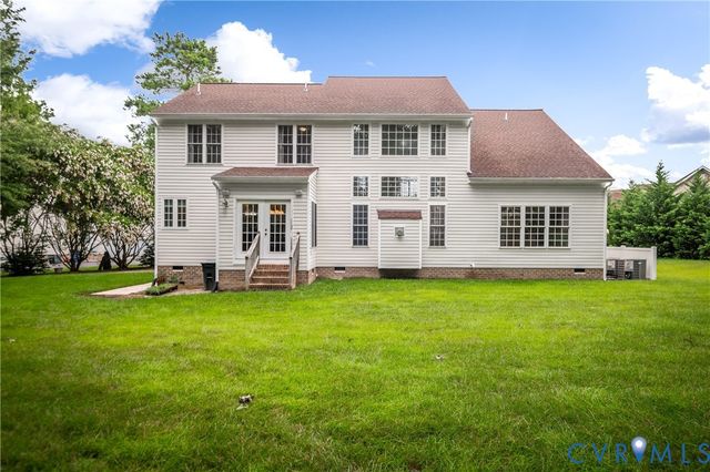 4901 Claybon Ln, Chester, VA 23831