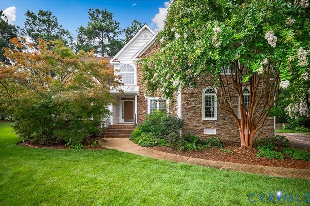 4901 Claybon Ln, Chester, VA 23831