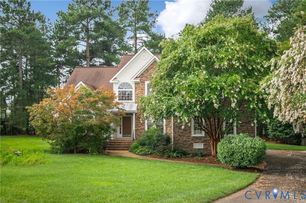 4901 Claybon Ln, Chester, VA 23831