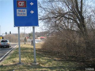 10066 BIG BEND Road, St Louis, MO 63122