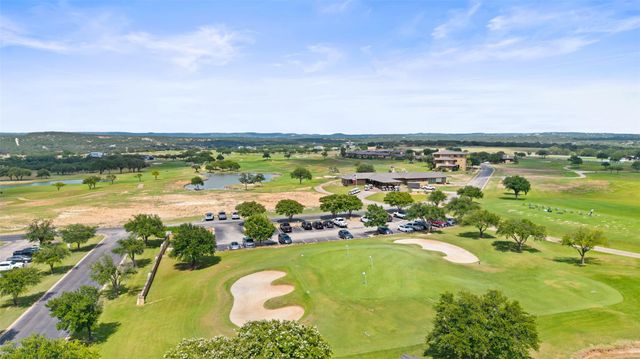 25801 Cliff CV, Spicewood, TX 78669