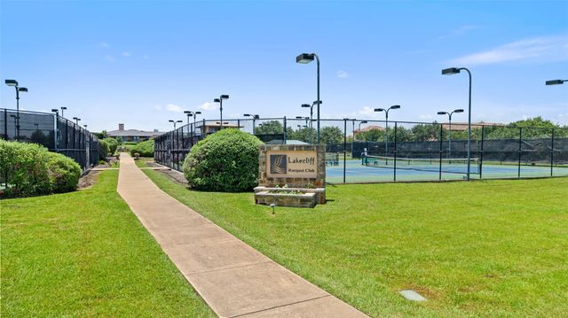 25801 Cliff CV, Spicewood, TX 78669