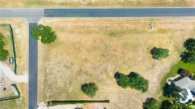 25801 Cliff CV, Spicewood, TX 78669