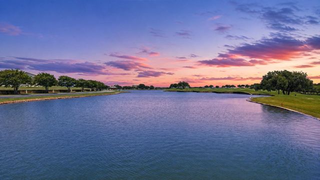 25801 Cliff CV, Spicewood, TX 78669