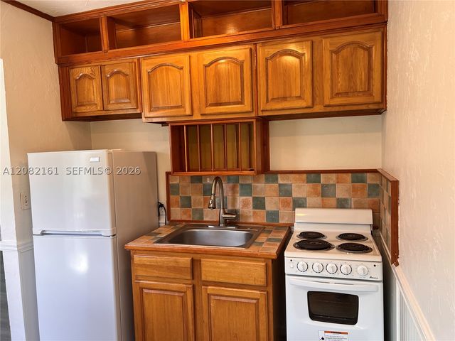 223 S J Street 2, Lake Worth, FL 33460