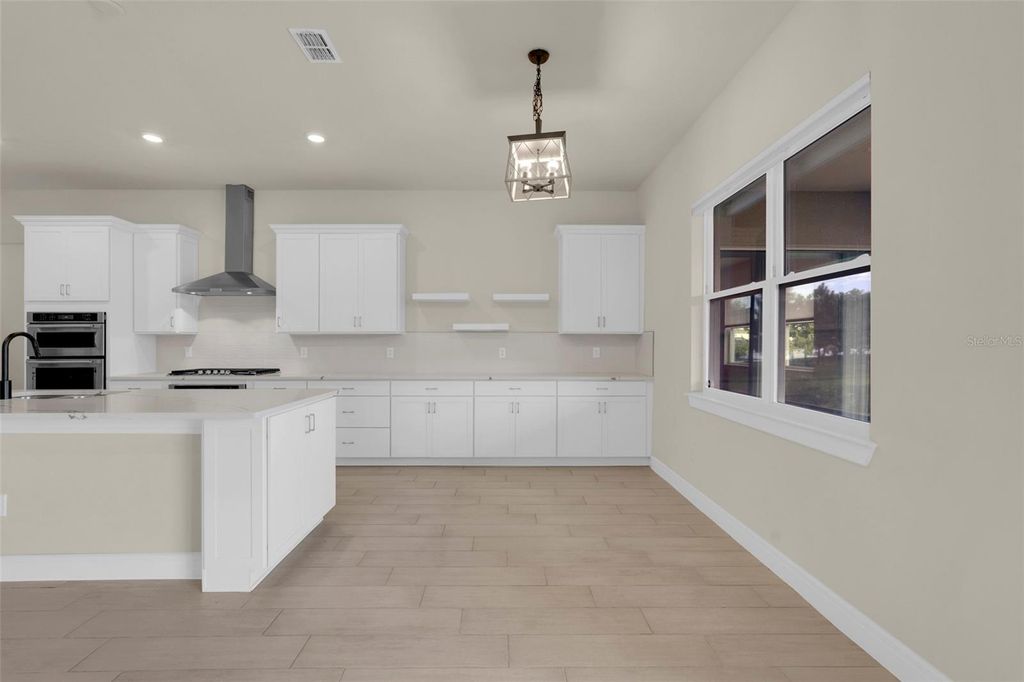 Image 15 of property listing at 13485 PANAMA BEACH COURT, Orlando, FL 32827