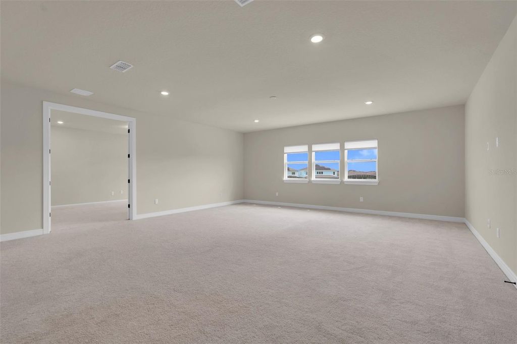 Image 32 of property listing at 13485 PANAMA BEACH COURT, Orlando, FL 32827