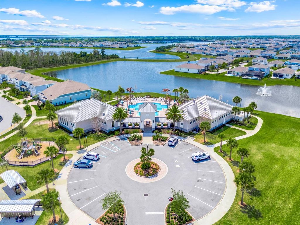 Image 68 of property listing at 13485 PANAMA BEACH COURT, Orlando, FL 32827