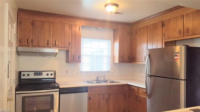 23 Harris Landing RD, Hampton, VA 23669
