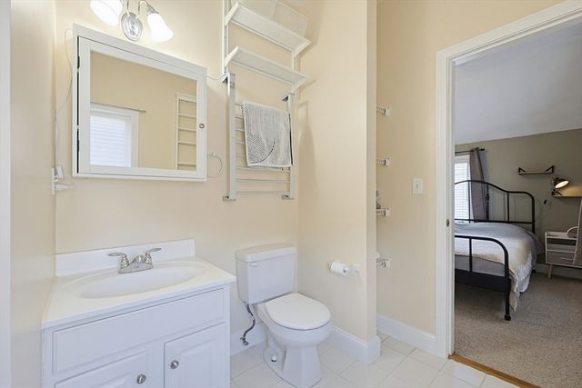 2 Tremont Place 2, Somerville, MA 02143