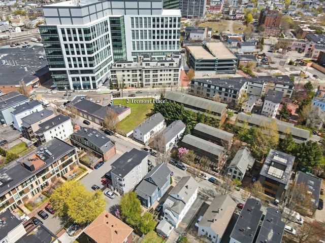 2 Tremont Place 2, Somerville, MA 02143