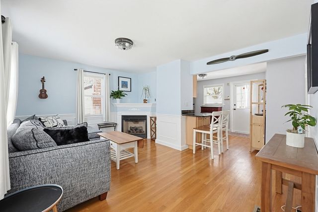 2 Tremont Place 2, Somerville, MA 02143