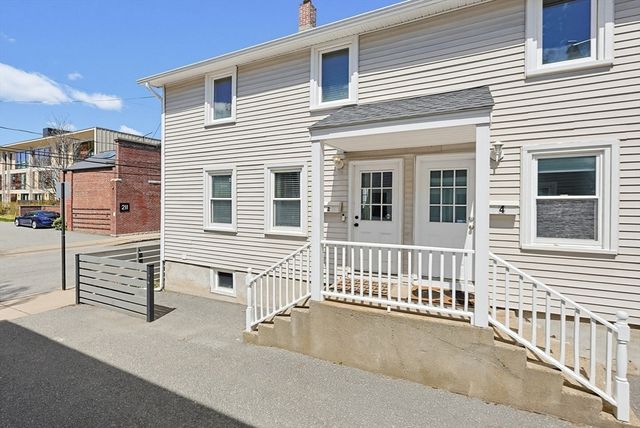 2 Tremont Place 2, Somerville, MA 02143