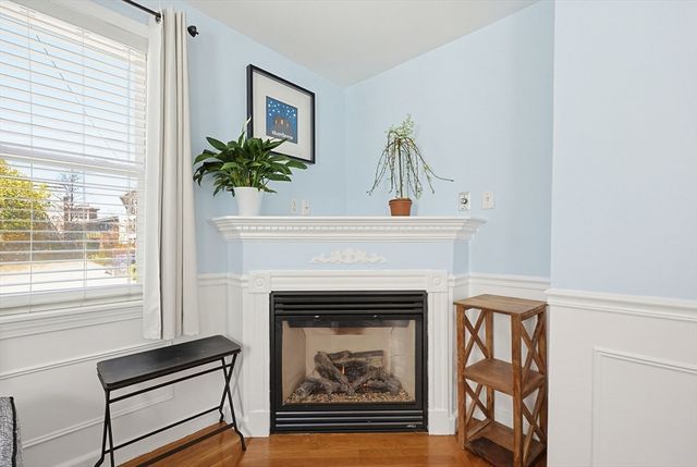 2 Tremont Place 2, Somerville, MA 02143