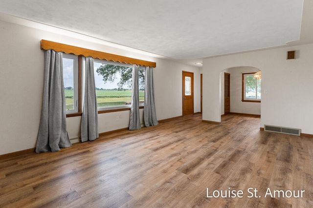 10341 Whitbeck Road, Montague, MI 49437