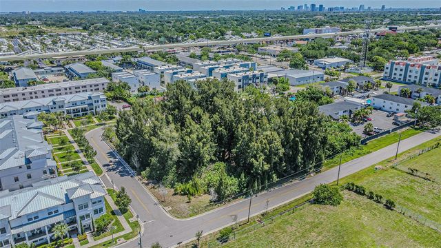4904 W PAUL AVENUE, Tampa, FL 33611