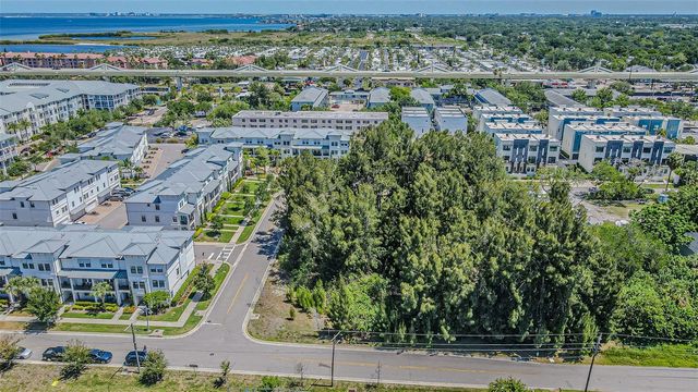 4904 W PAUL AVENUE, Tampa, FL 33611