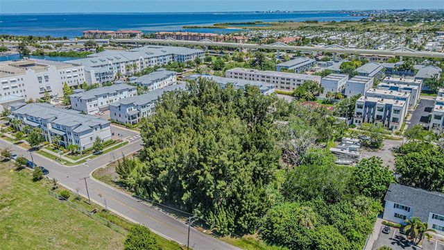4904 W PAUL AVENUE, Tampa, FL 33611