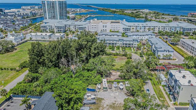 4904 W PAUL AVENUE, Tampa, FL 33611