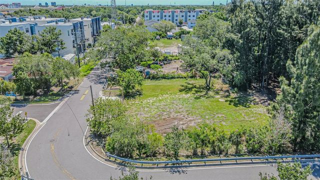 4904 W PAUL AVENUE, Tampa, FL 33611