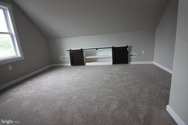 31 1ST AVE, Glen Burnie, MD 21060