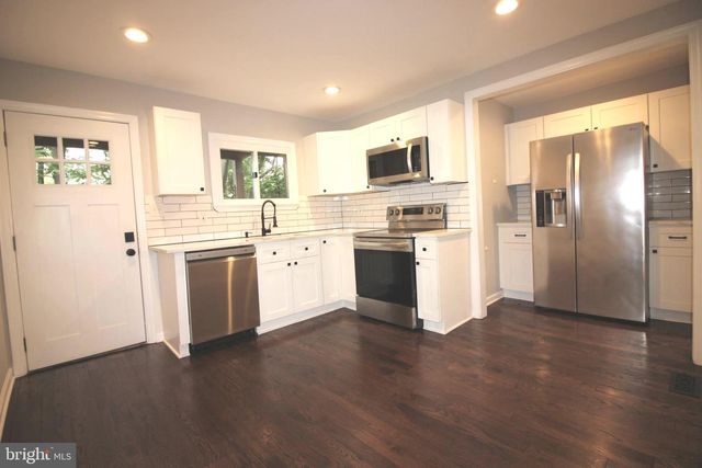 31 1ST AVE, Glen Burnie, MD 21060
