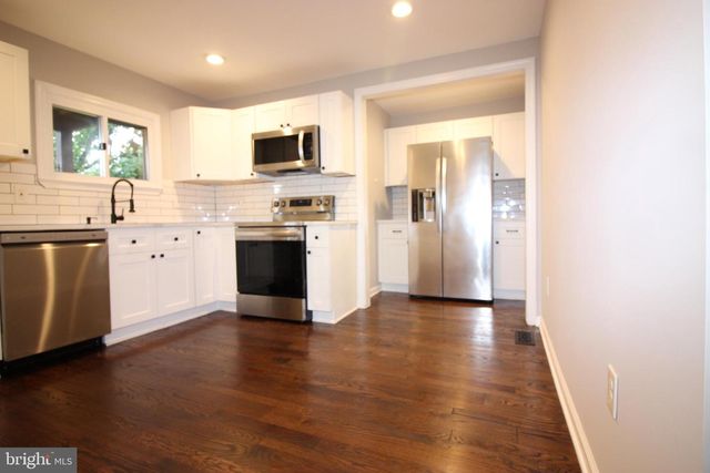 31 1ST AVE, Glen Burnie, MD 21060